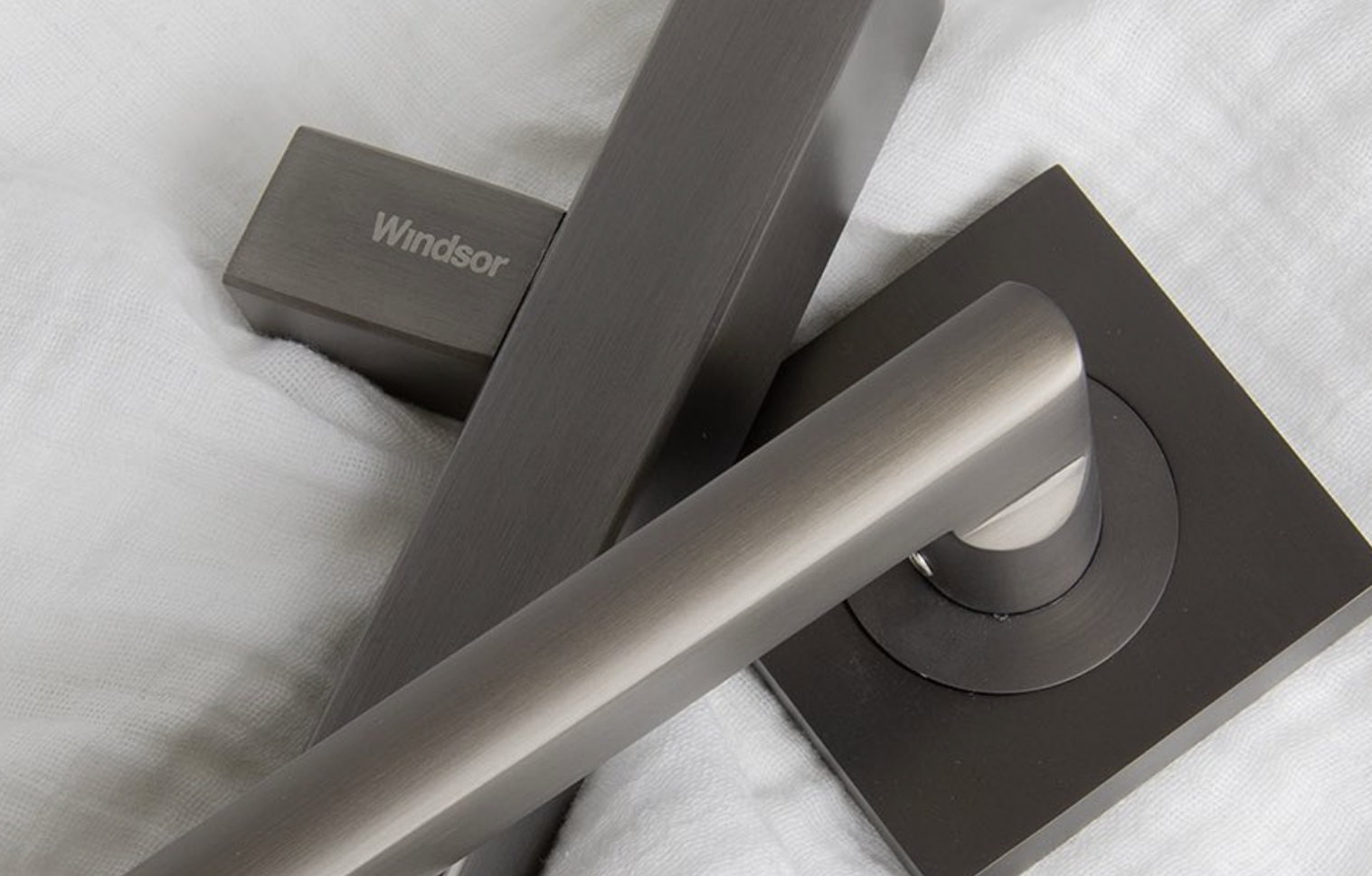 redfire-windsor-hardware-visual-communications-nz redfire-windsor-hardware-visual-communications-nz