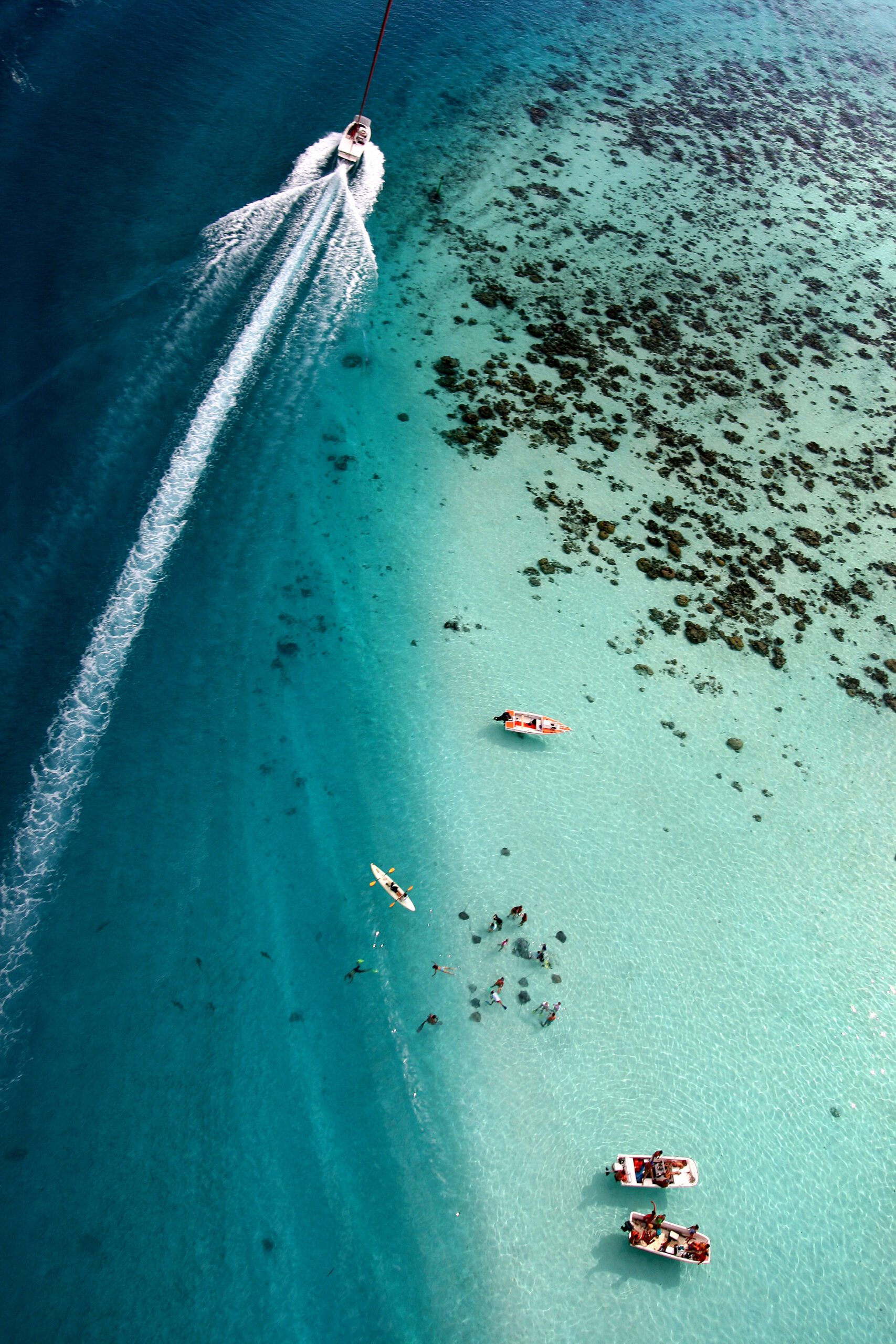 redfire-airtahitinui-airline-marketing-advertising-ocean redfire-airtahitinui-airline-marketing-advertising-ocean